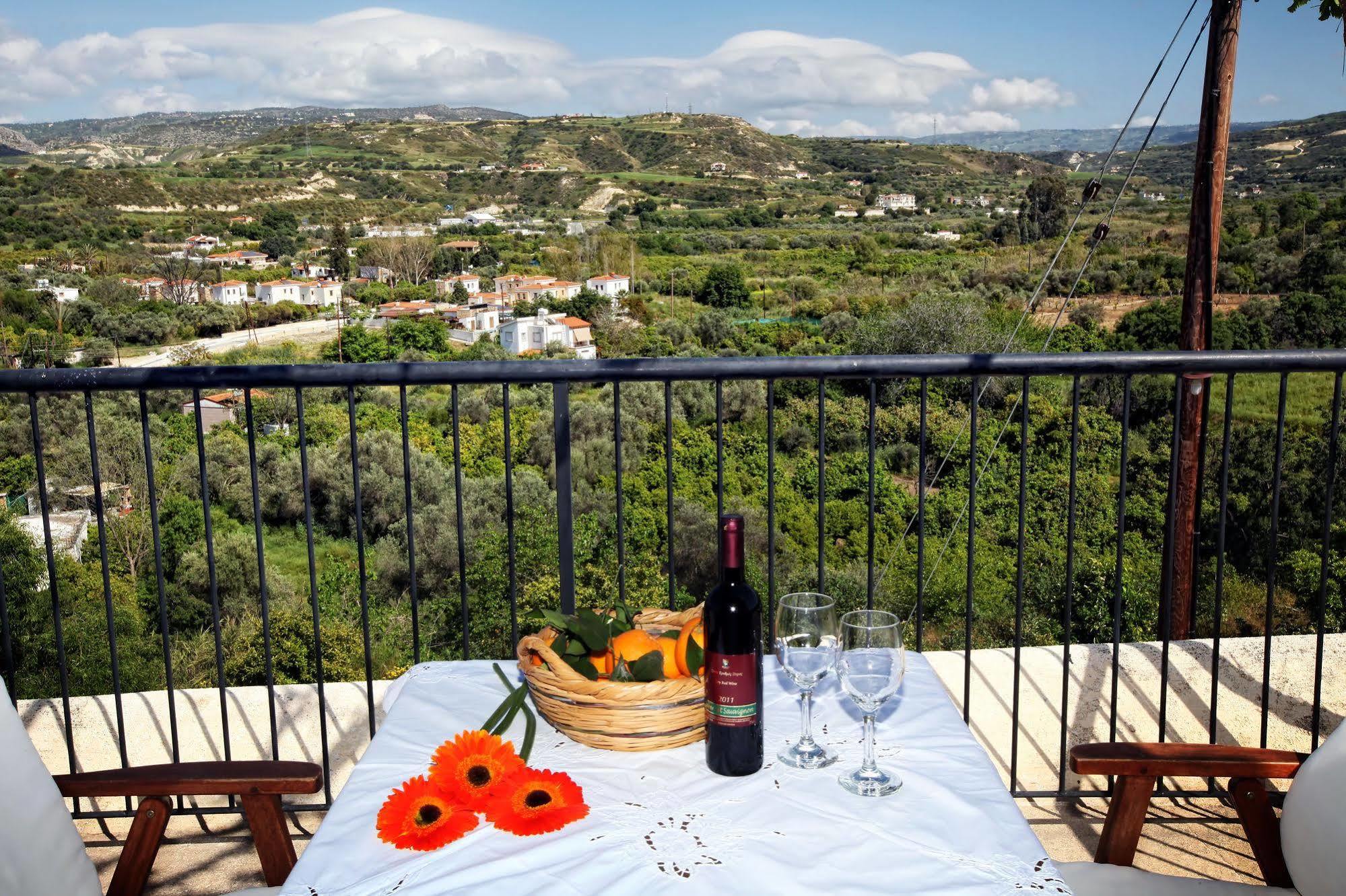Leonidas Village Houses Goudhi Exterior foto